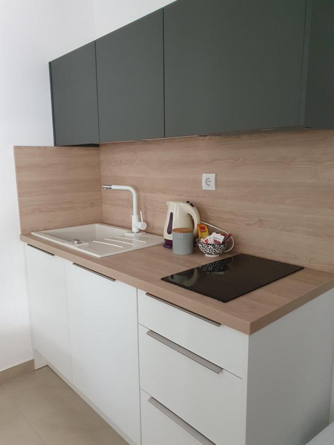 Apartmani Eterovic Baška Voda Eksteriør bilde