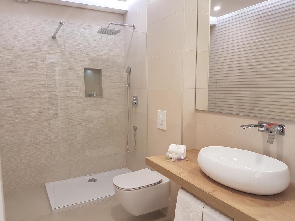 Apartmani Eterovic Baška Voda Eksteriør bilde